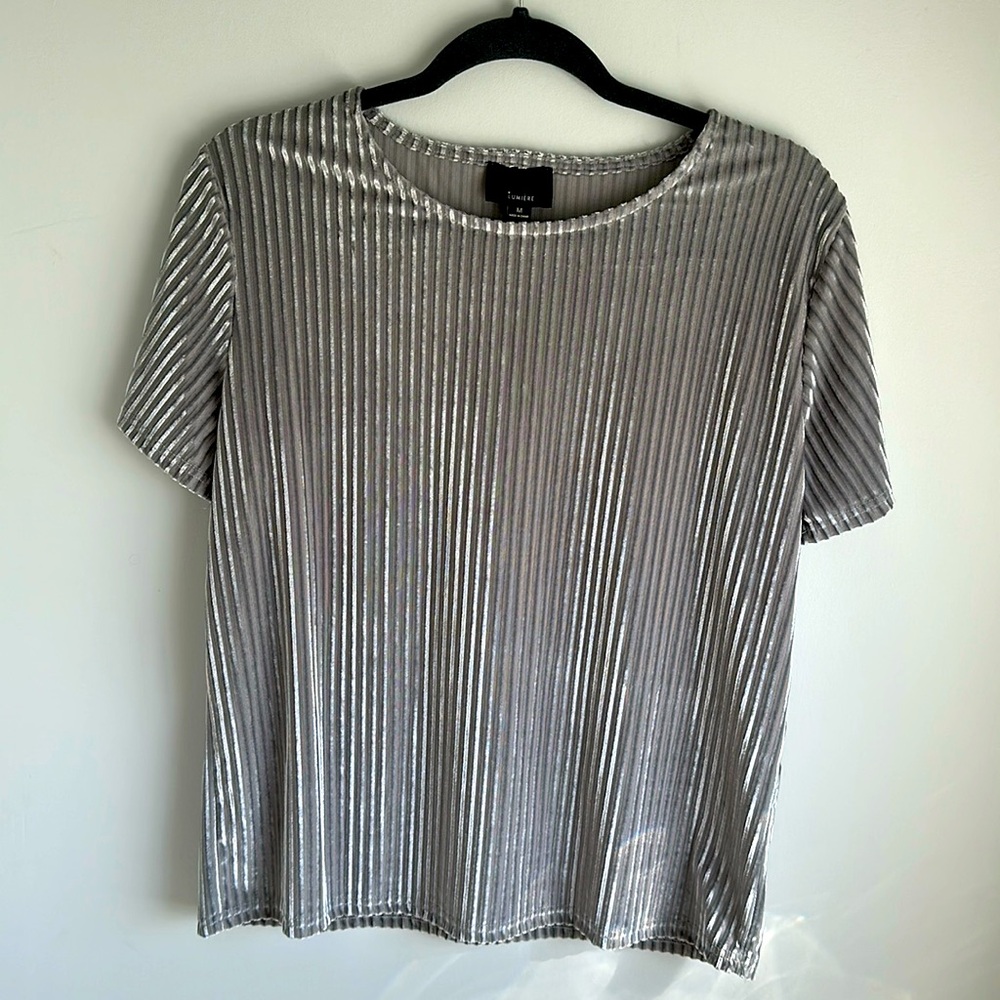 Lumiere Ladies Holiday Dressy Top. Feels Like Velvet. Size Medium